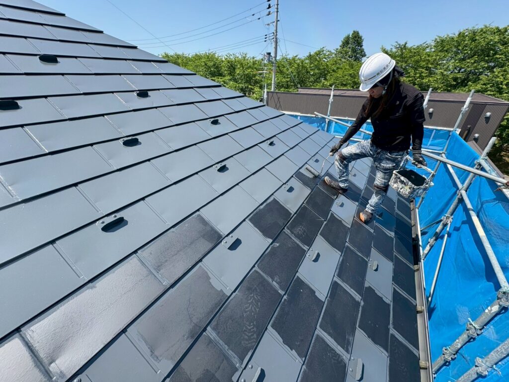 屋根ラジカル中塗り