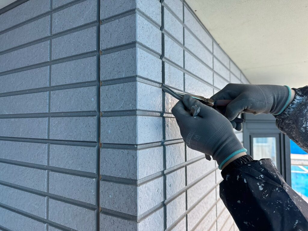 シーリング撤去