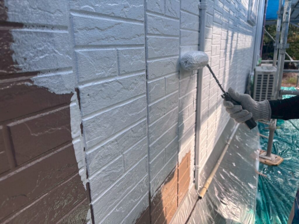 外壁下塗り2回目【サーフ】