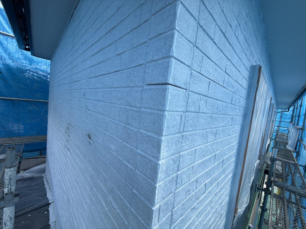 外壁下塗りサーフ完了