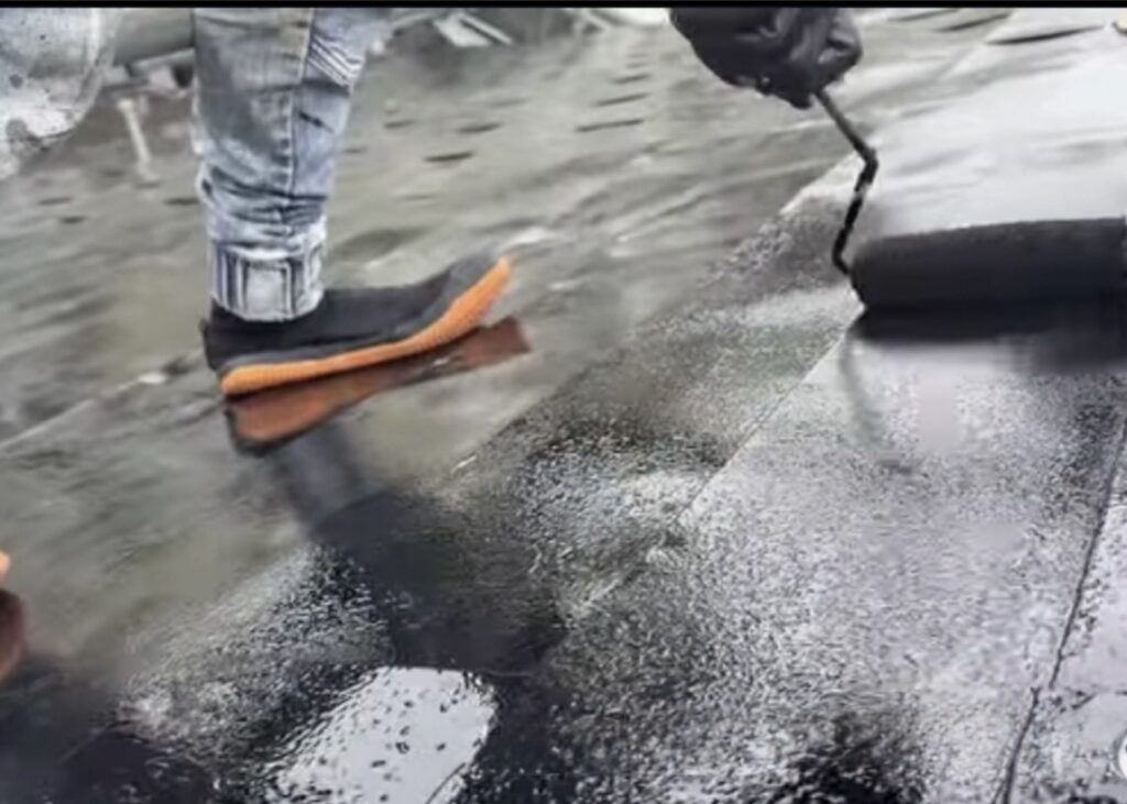 屋根ラジカル上塗り