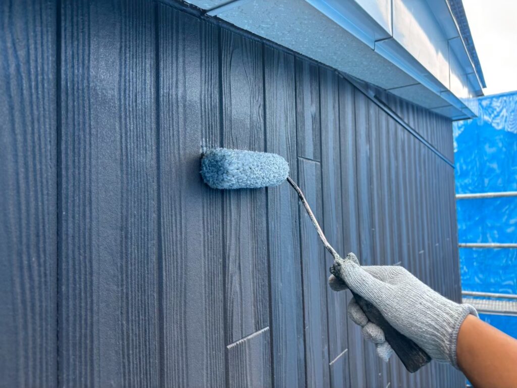 外壁上塗り3分艶ありクリヤー