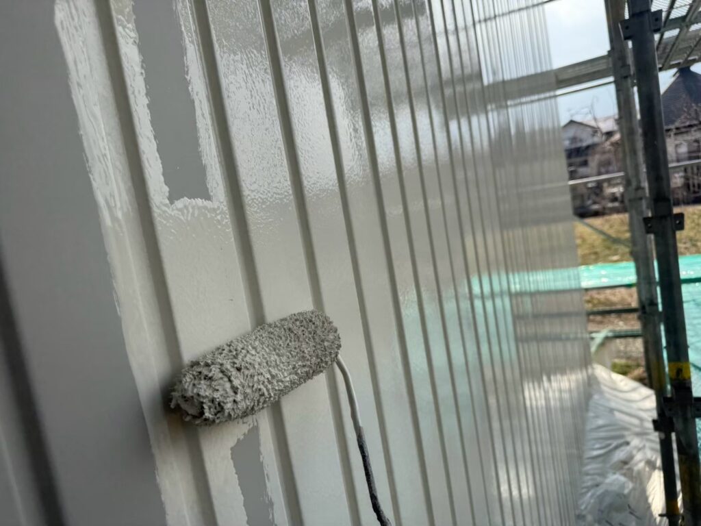 外壁ラジカル中塗り