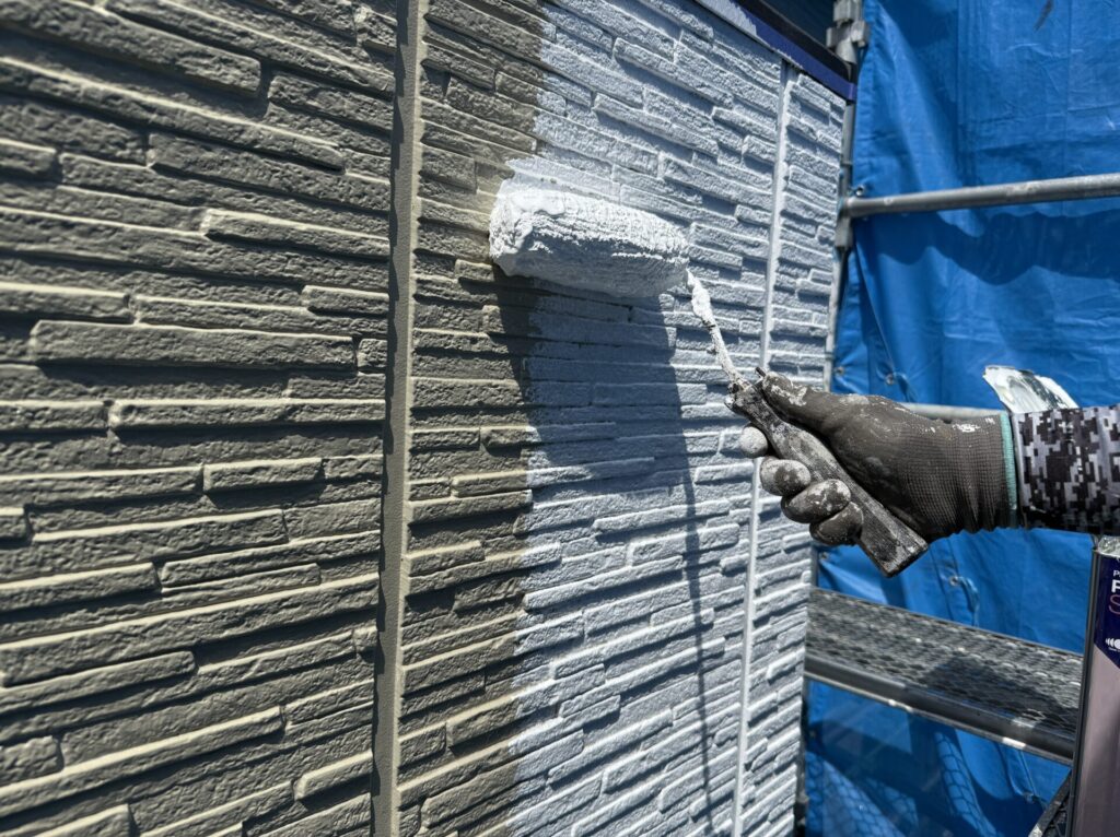 外壁下塗り2回目サーフ