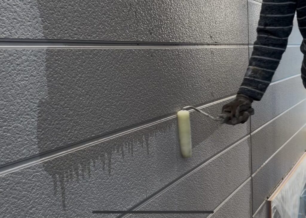 外壁下塗り1回目シーラー